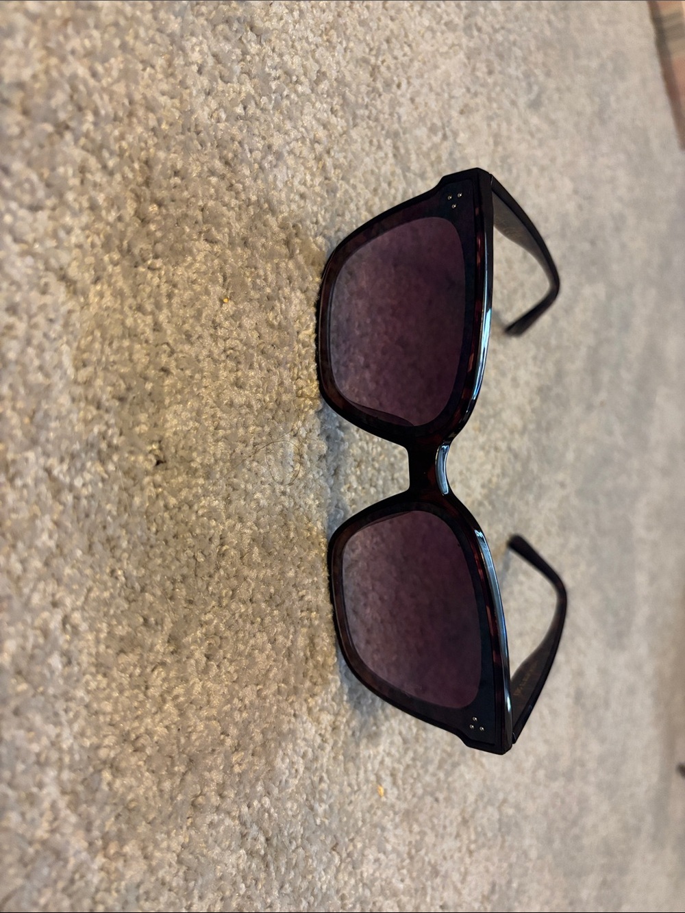 Jessica Simpson Black Frame Sunglasses with Purple Gradient Lenses